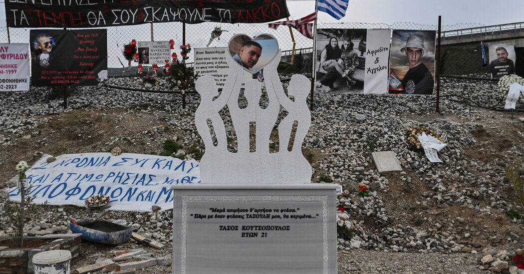 Workers Strike Across Greece on Anniversary of Deadly Train Crash