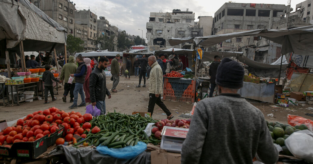 Gazans Worry as Israeli Border Block Sends Food Prices Climbing