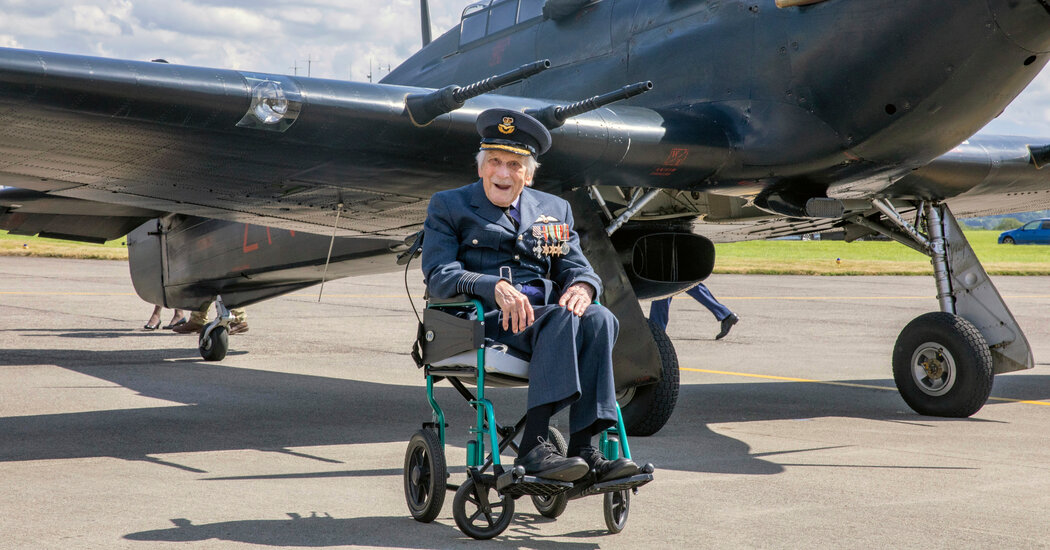 John A. Hemingway, Last Survivor of the Battle of Britain, Dies at 105