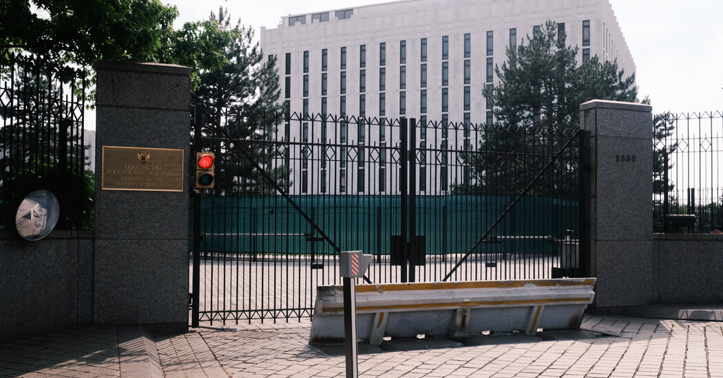 Plan to Return Russian Diplomats to U.S. Poses Espionage Risk