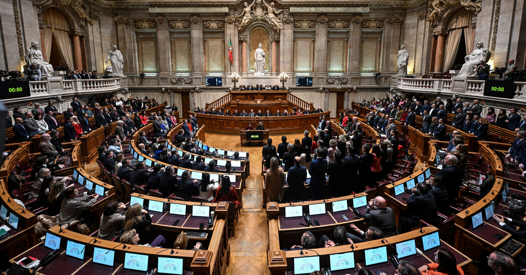 Portugal’s Government Falls in No-Confidence Vote After Just a Year