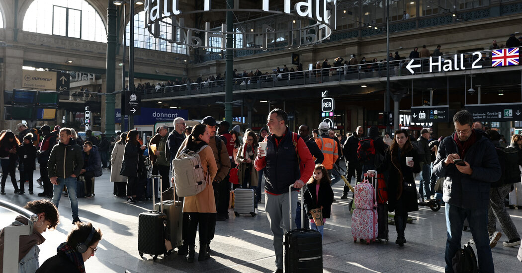 Unexploded World War II Bomb Found at Gare du Nord in Paris Halts Trains